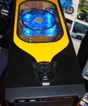 bumblebee-transformer-pc-case-mod-6.jpg