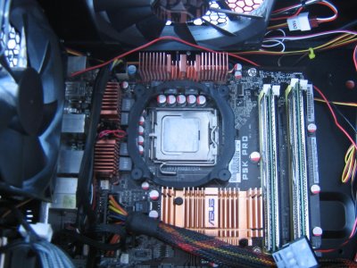 MOBO no Heatsink.jpg