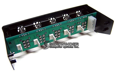 Lamptron FAN-ATIC 5-Port Military 3-Way Switch baybus-2_enl.jpeg