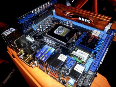 Mobo n Ram.jpg