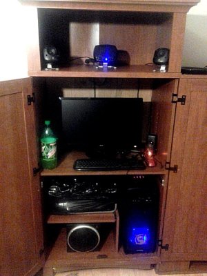 deskarea.jpg