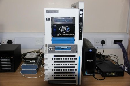 comp room 8.jpg