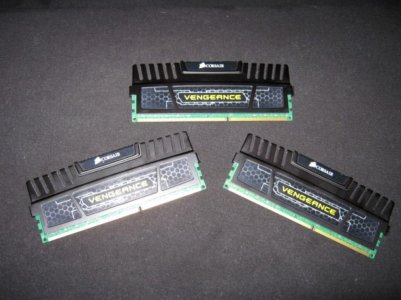 8 GB Corsair Vengeance RAM @ 1600MHz (Medium).jpg