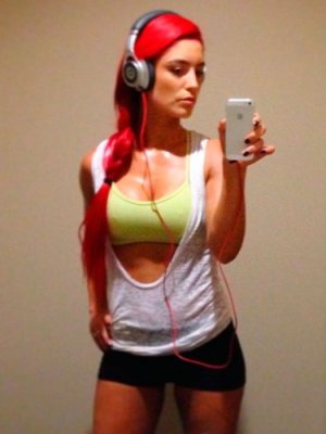 Eva-Marie-Looking-a-Bit-Nipply-375x500.jpg