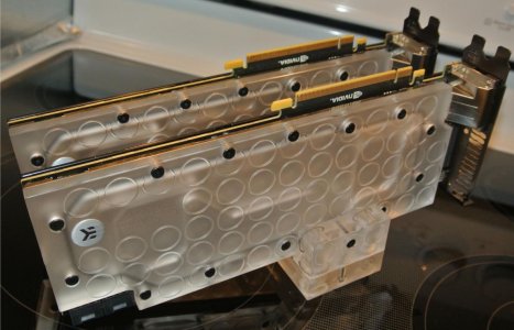 GTX-690s 1.jpg