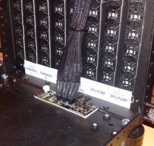 NewPositionFor_USB_Hub.jpg