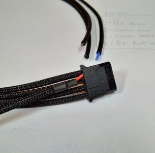 Heatshrinked&NonHeatshrinked.JPG